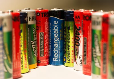 Batteries lithium : attention danger